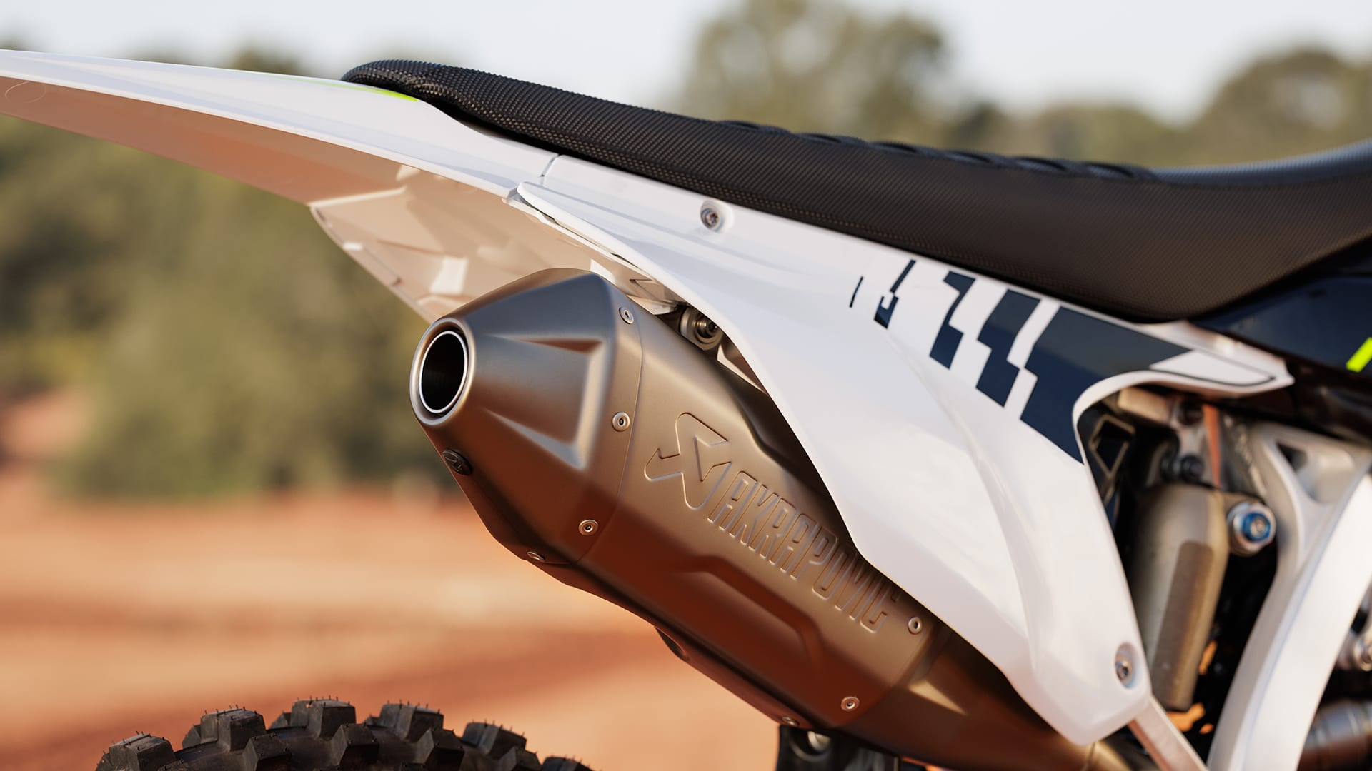 akrapovic off road